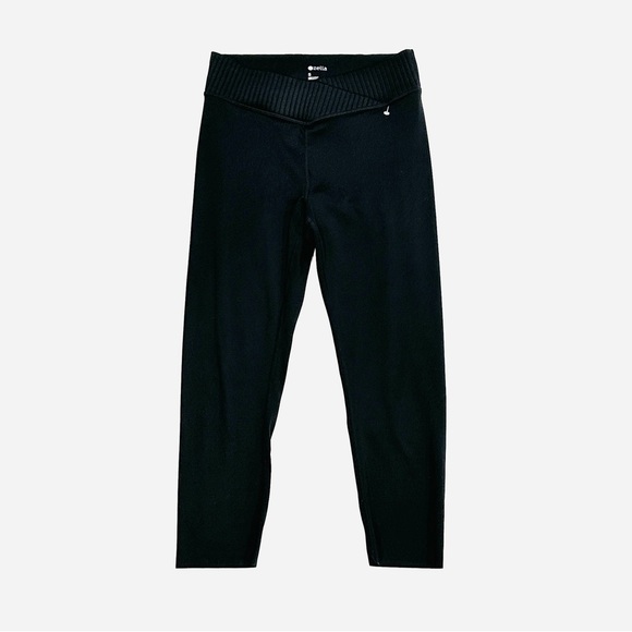 NWOT Zella Black Crossband Crossover High Waist Crop Leggings - Picture 1 of 5
